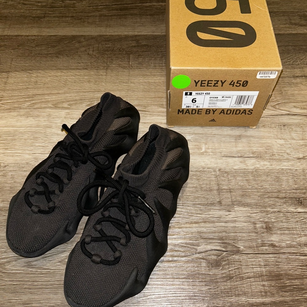 Adidas Yeezy 450 Sneakers